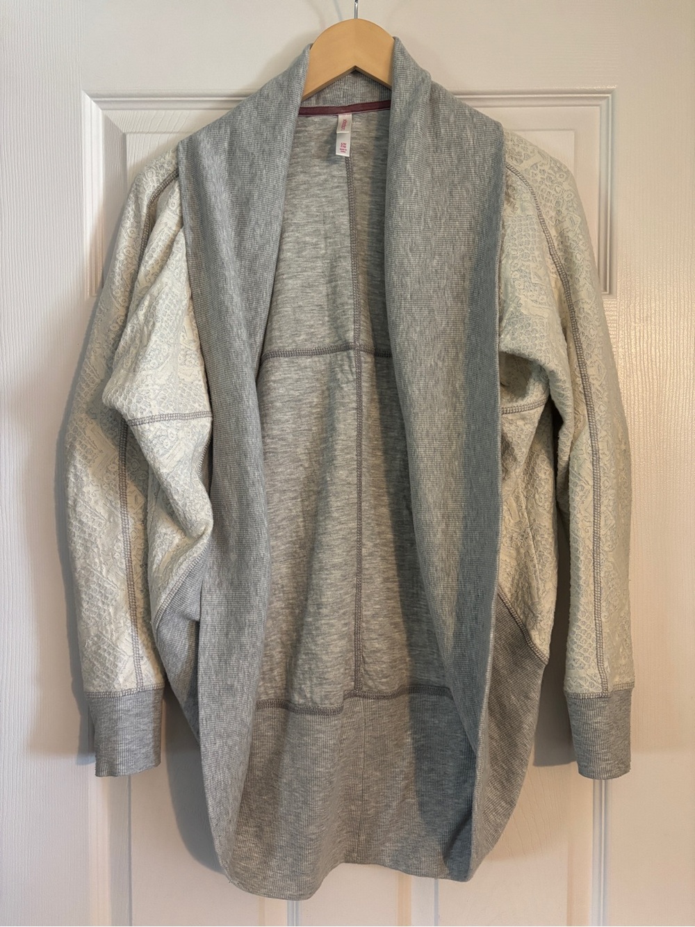 Xhilaration Light Gray Open Collar Cardigan with Rose Trim